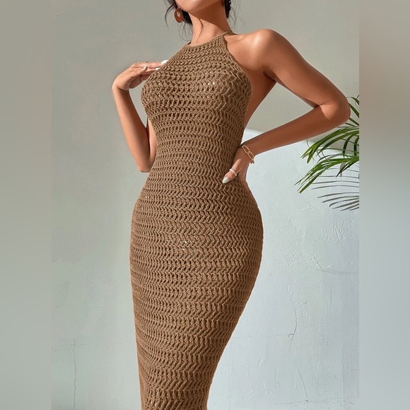 Josephine Crochet Backless Halter Neck Bodycon Dress - Picture 7 of 8